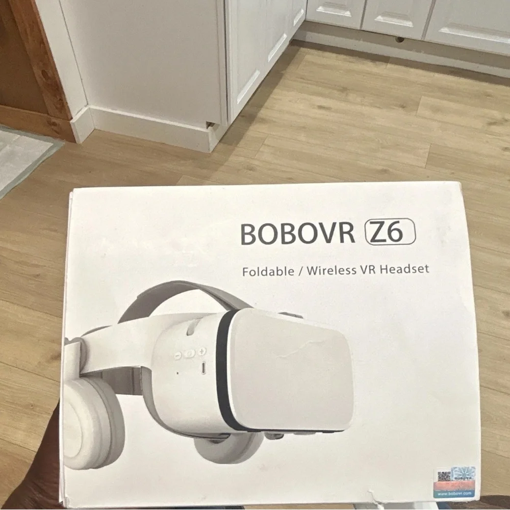 Z6 White Foldable Wireless VR Headset